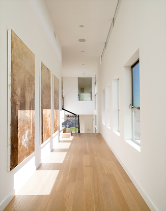 MountainView_HallwayExtended.jpg