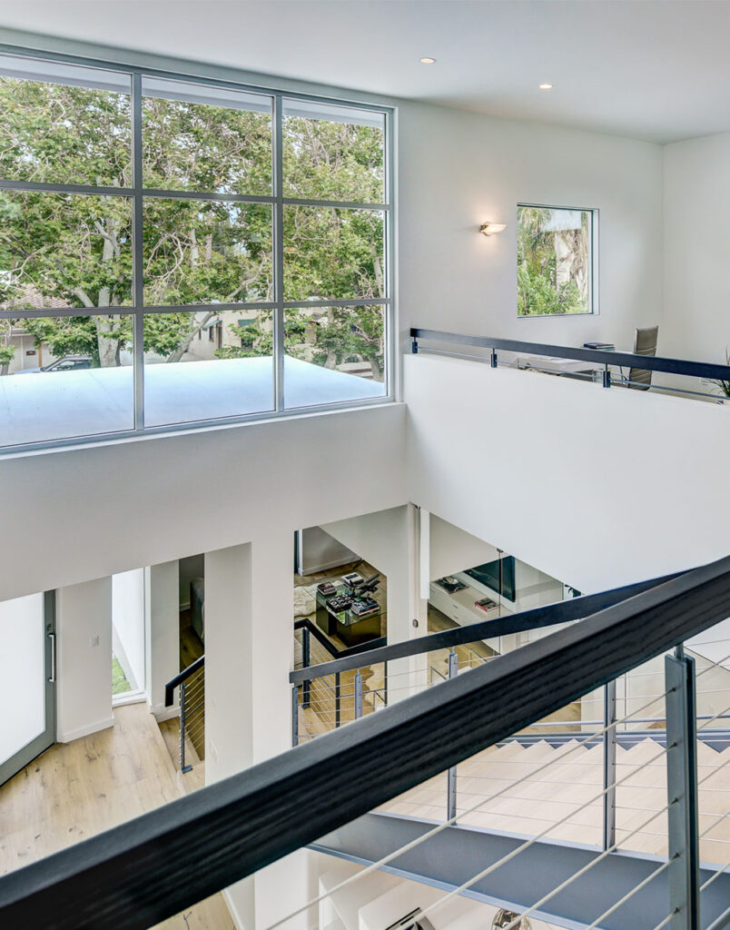 753 n orange drive-22-Portrait