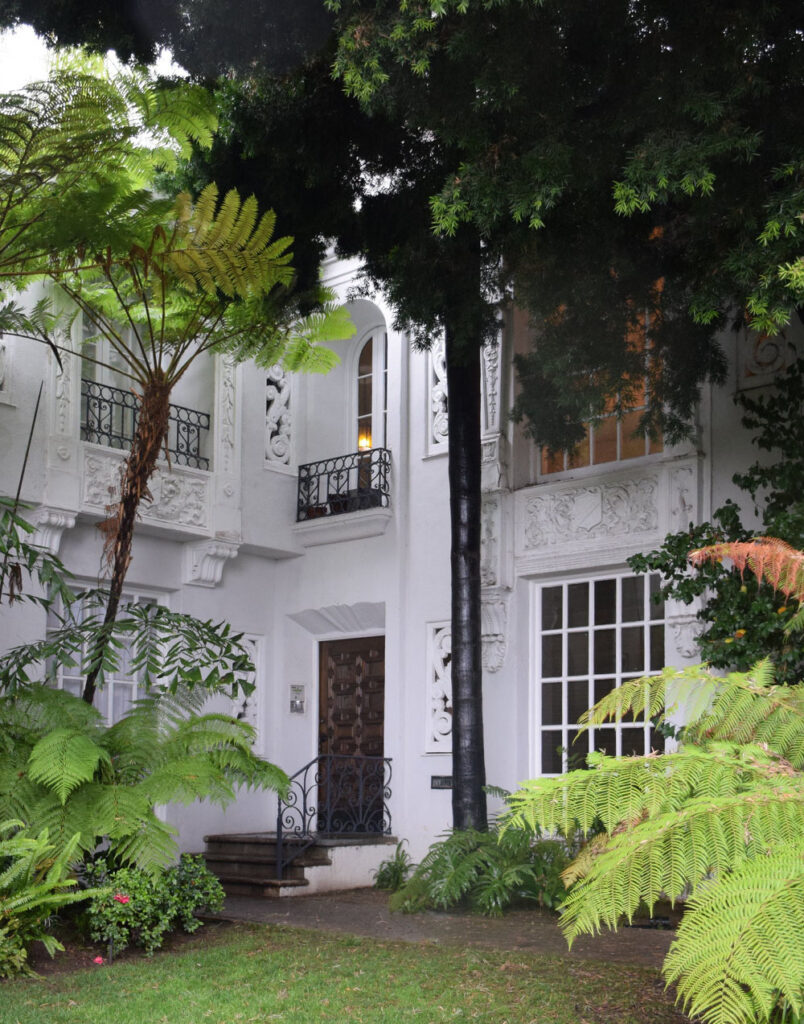 EL PALACIO RESTORATION